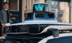 Waymo使用AI生成摄像头图画，用于自动驾驶仿真